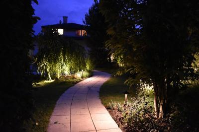 Venkovní osvětlení domu a zahrady