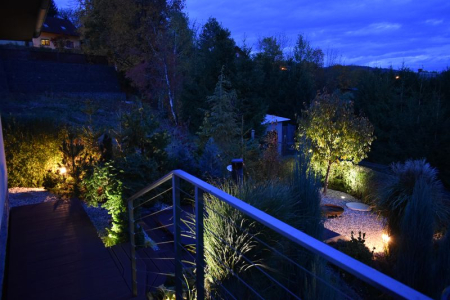 Dekorativní osvětlení zahrady systémem Lightpro 